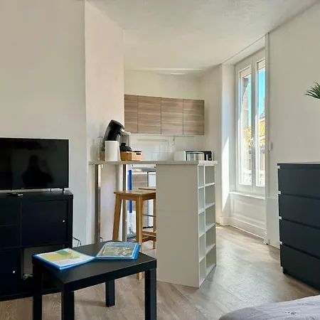 Joli Studio Hypercentre 2prs Wifi 34 Lamartine Clermont-Ferrand